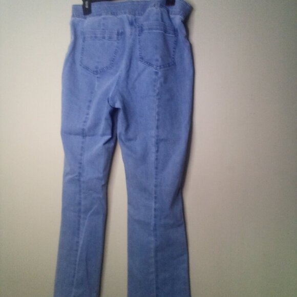 Nic + Zoe jeans 10 Women Demi Boot Pull On Elastic Waist Light Wash Blue - Picture 4 of 14